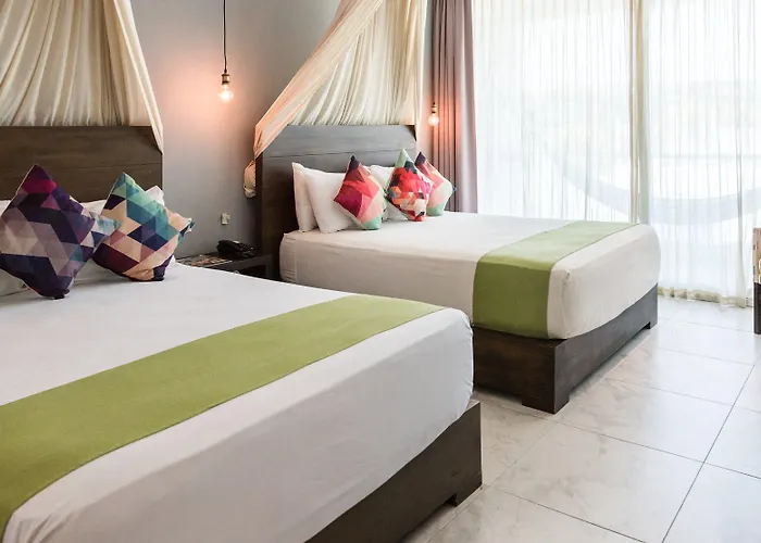 Soho Playa 4*